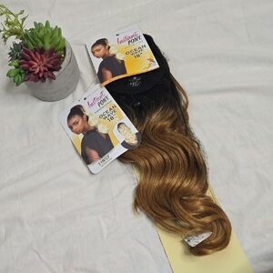 Sensationnel Instant Pony Ocean Wave 18" Ponytail Wig NEW